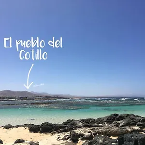 https://la-marinera-37.in-canary-islands.com