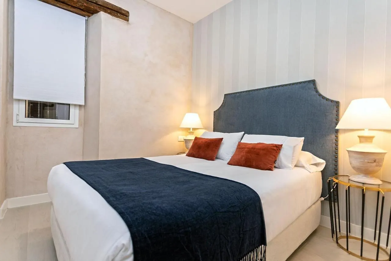 Genteel Home Feria Seville 0*,  Spain